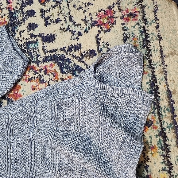 Eight Eight Eight Women's Sweater size Medium - Picture 3 of 3